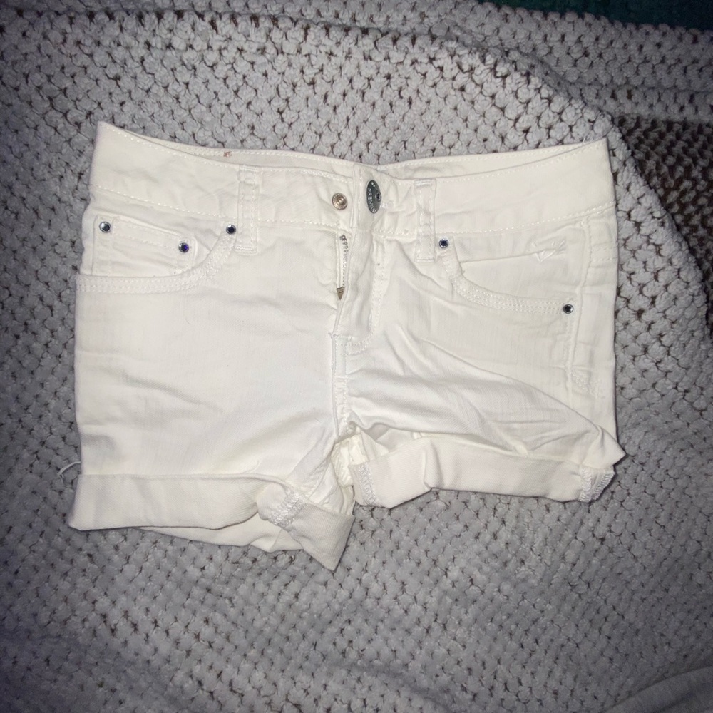 girls white denim shorts